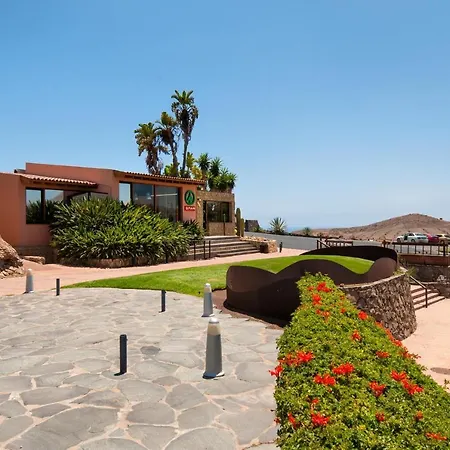 Villa With Pool In Salobre Golfers 2